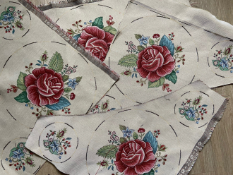 12 Motive, Gobelinreste mit Rosen zum Basteln, Dekorieren, Applizieren