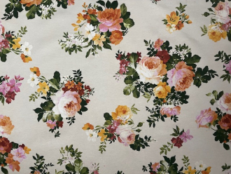 Romantische Rosen, herrlicher Rosenstoff mit roten und orangen R�schen, Breite 140 cm, pflegeleicht